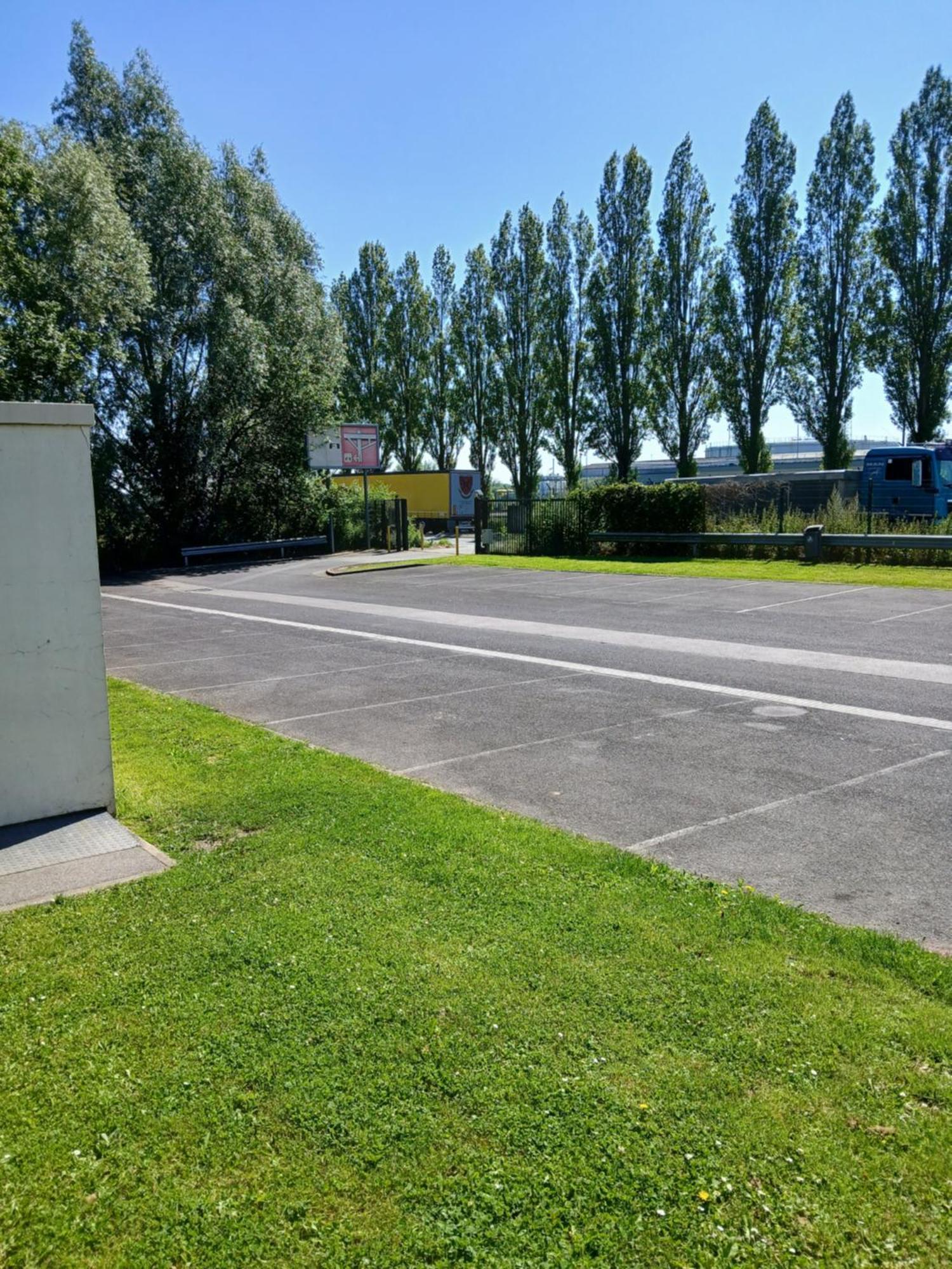 Hotel Hotelf1 Valenciennes Douchy Les Mines